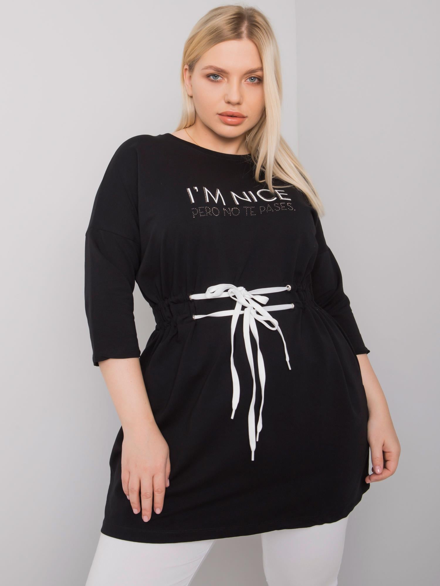 Czarna tunika plus size z napisem