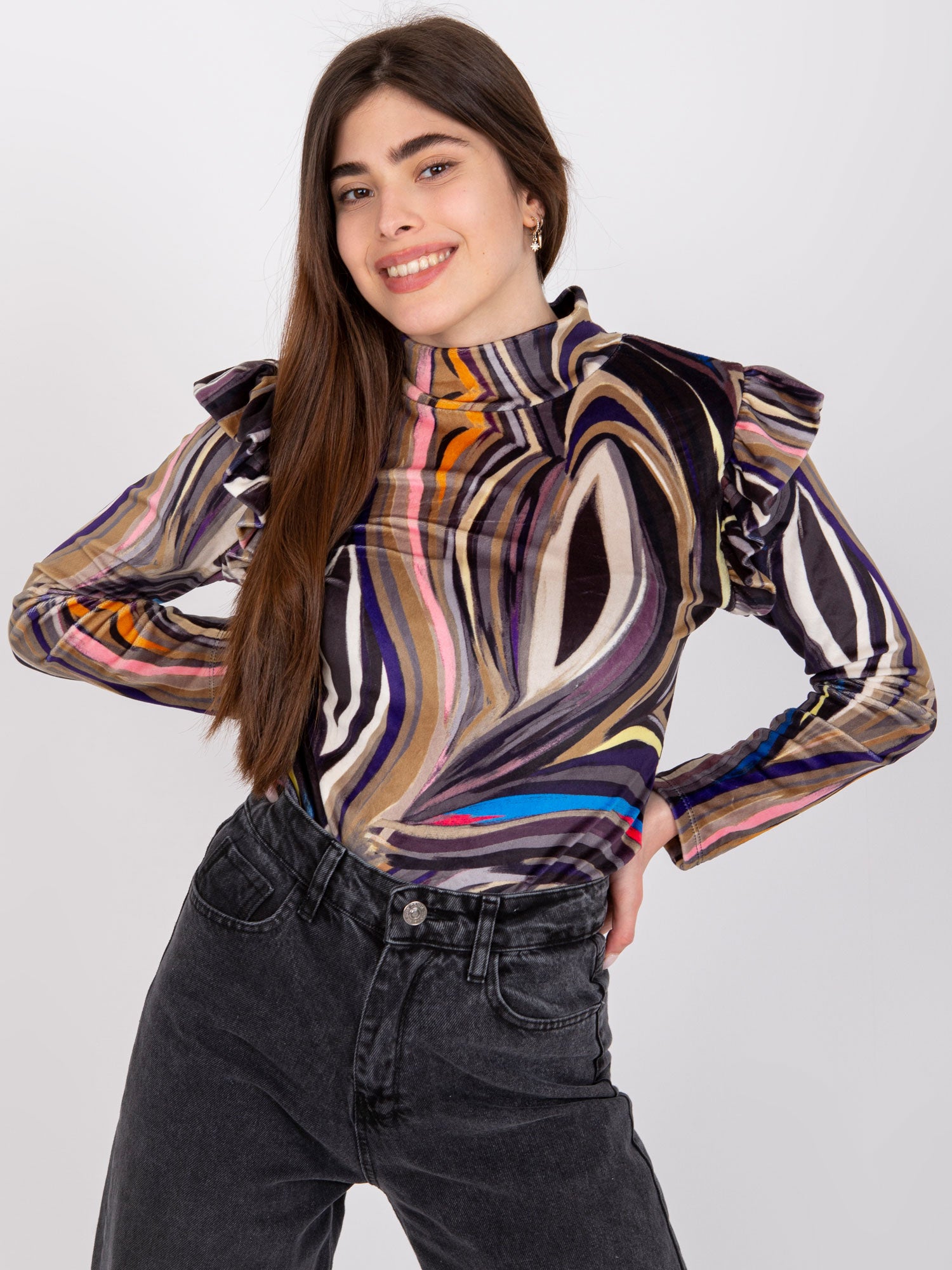 Czarna welurowa bluzka z printami
