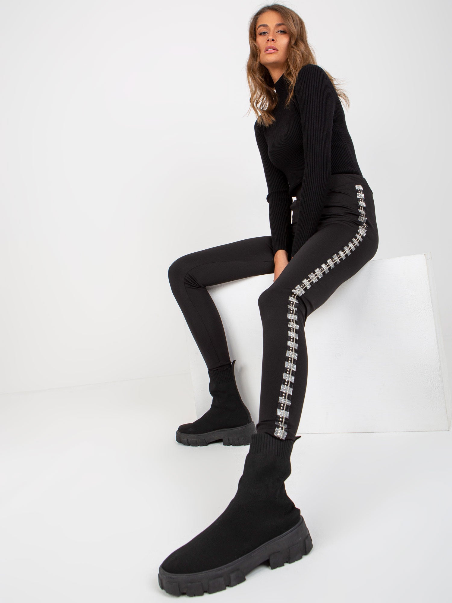 Czarne damskie legginsy na co dzień high waist