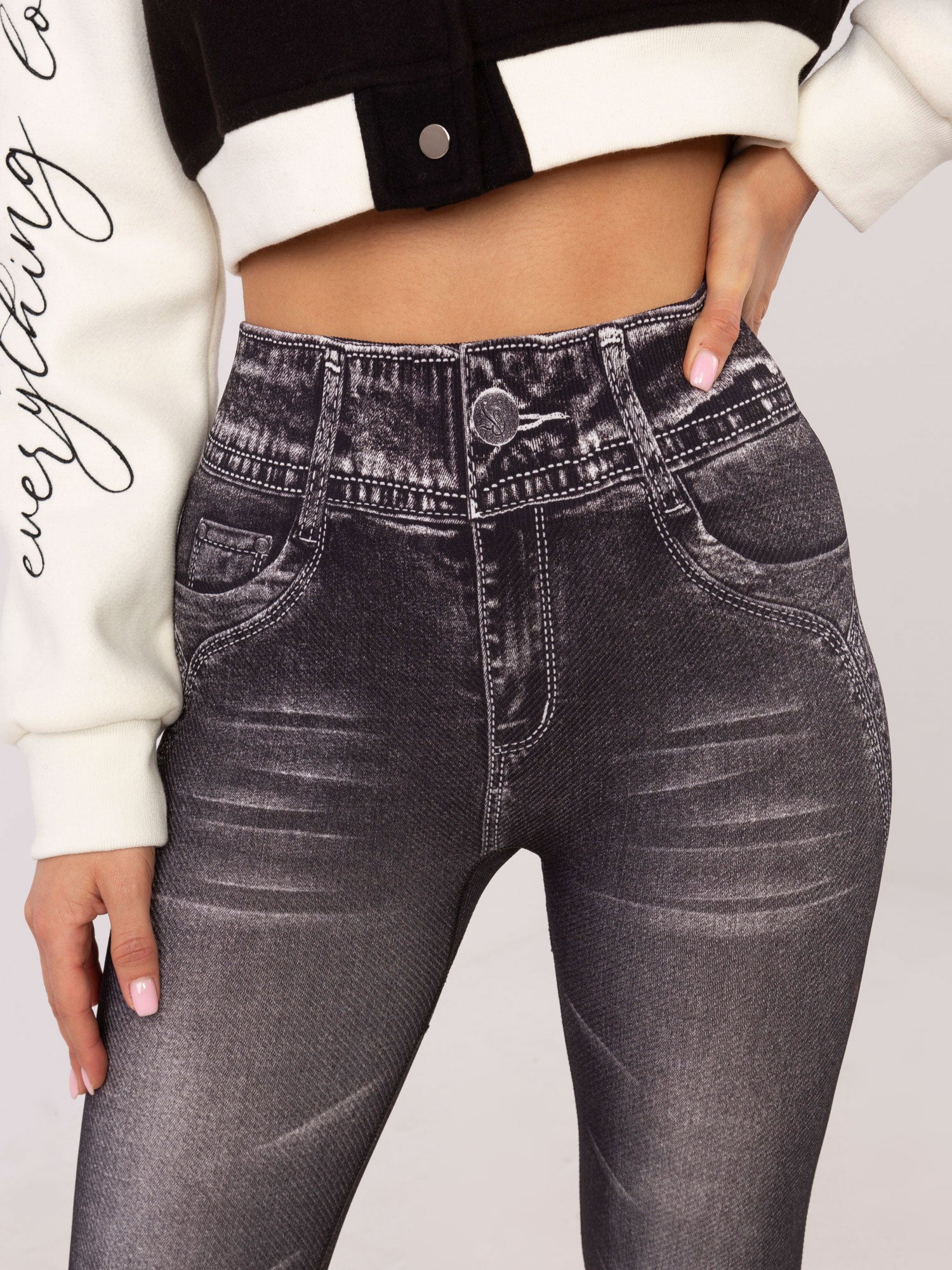 Czarne  damskie legginsy z imitacją jeansu