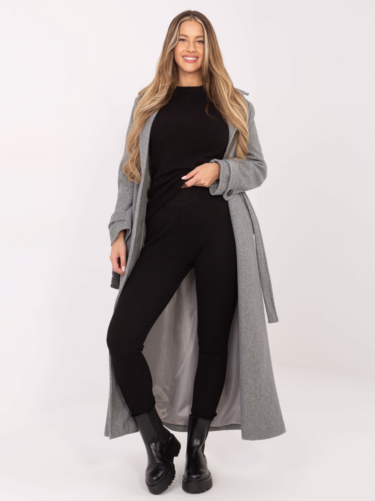 STITCH & SOUL Czarne legginsy z prążkowanej dzianiny