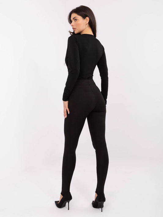 Czarne legginsy basic z zakładką na palec