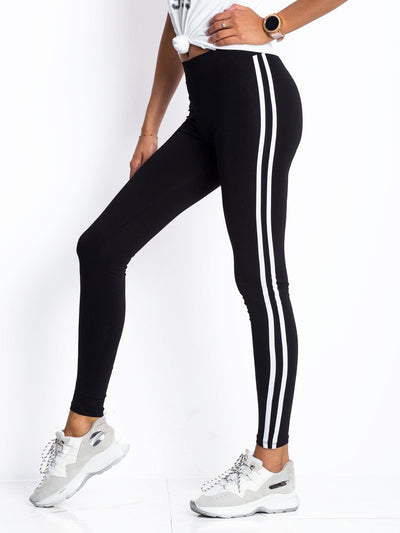 Czarne legginsy z lampasami