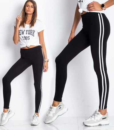 Czarne legginsy z lampasami