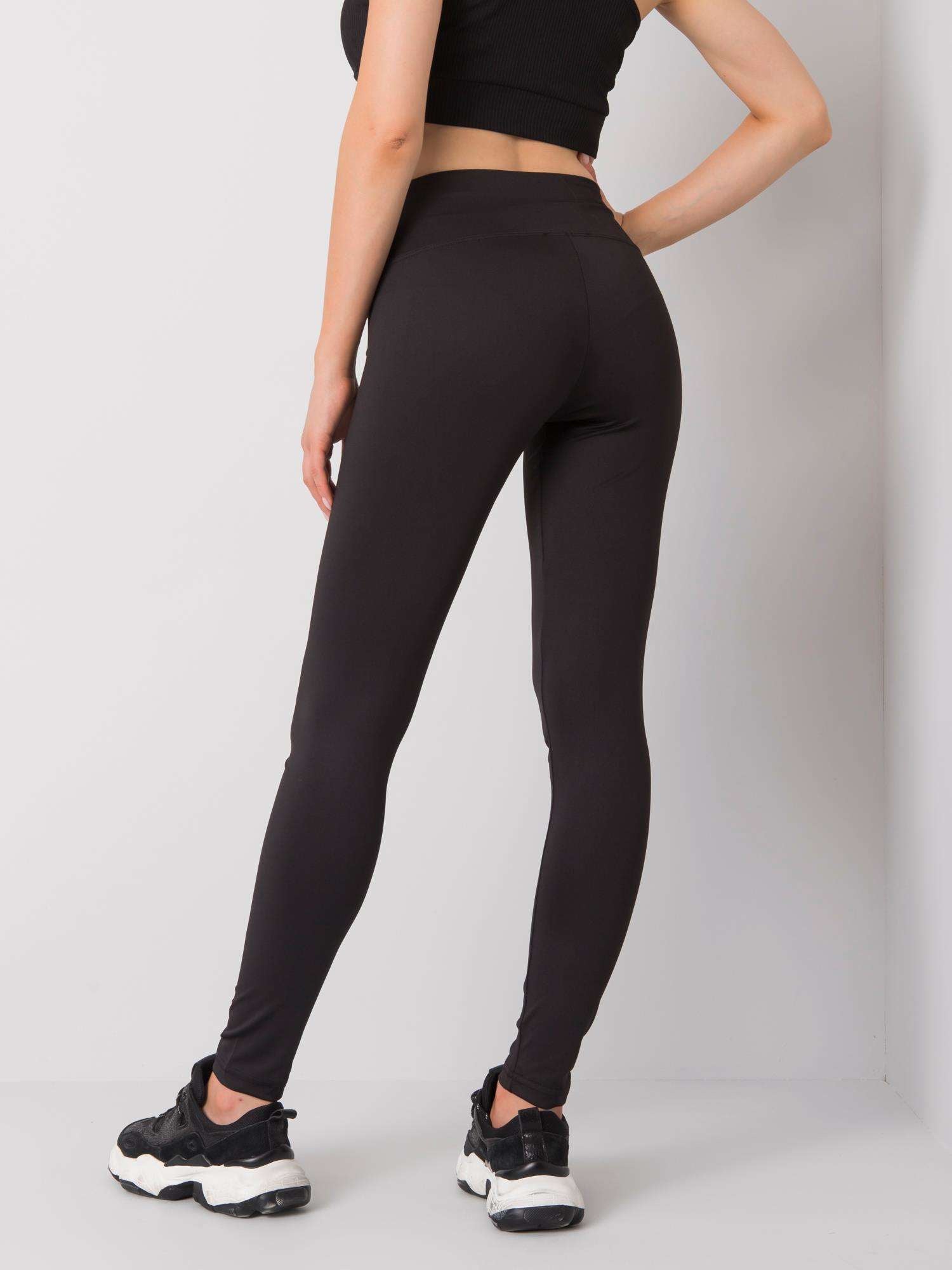 Czarne legginsy sportowe damskie