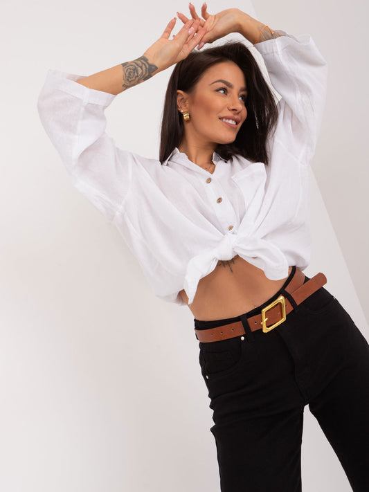 Czarne spodnie jeansowe mom fit z paskiem