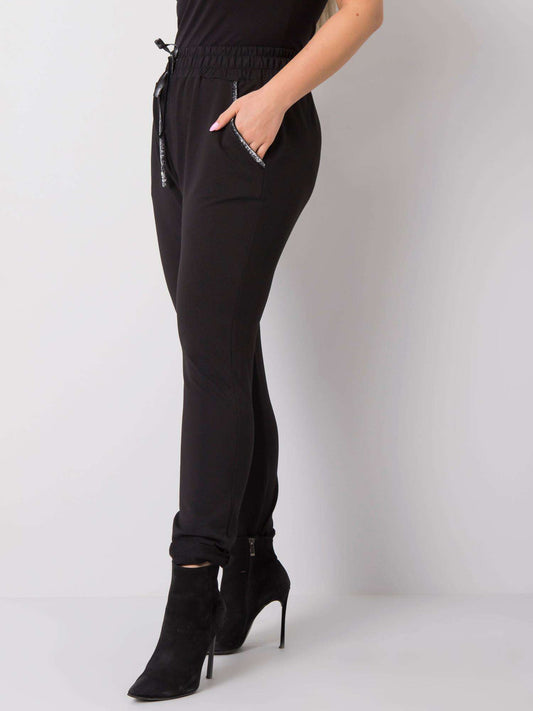 Czarne bawełniane spodnie plus size