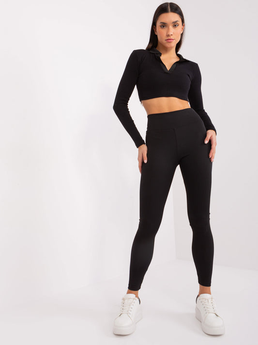 Czarne sportowe legginsy basic w prążek