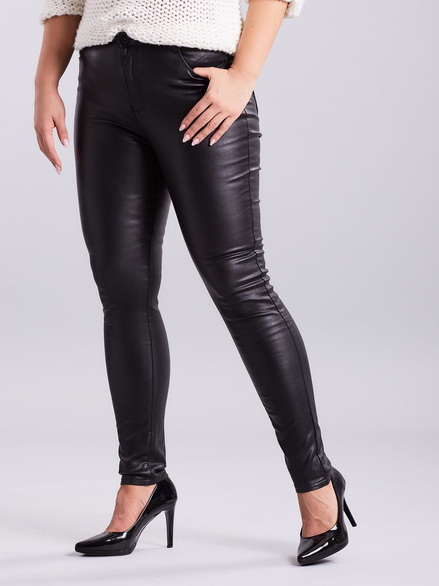 Woskowane spodnie czarne PLUS SIZE