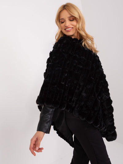 Czarne zimowe poncho damskie