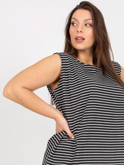 Czarno-biały top plus size w paski