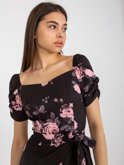 Czarno-różowa mini sukienka koktajlowa z printem Ilona