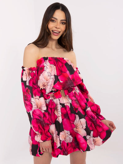 Czarno-różowa mini sukienka hiszpanka w kwiaty