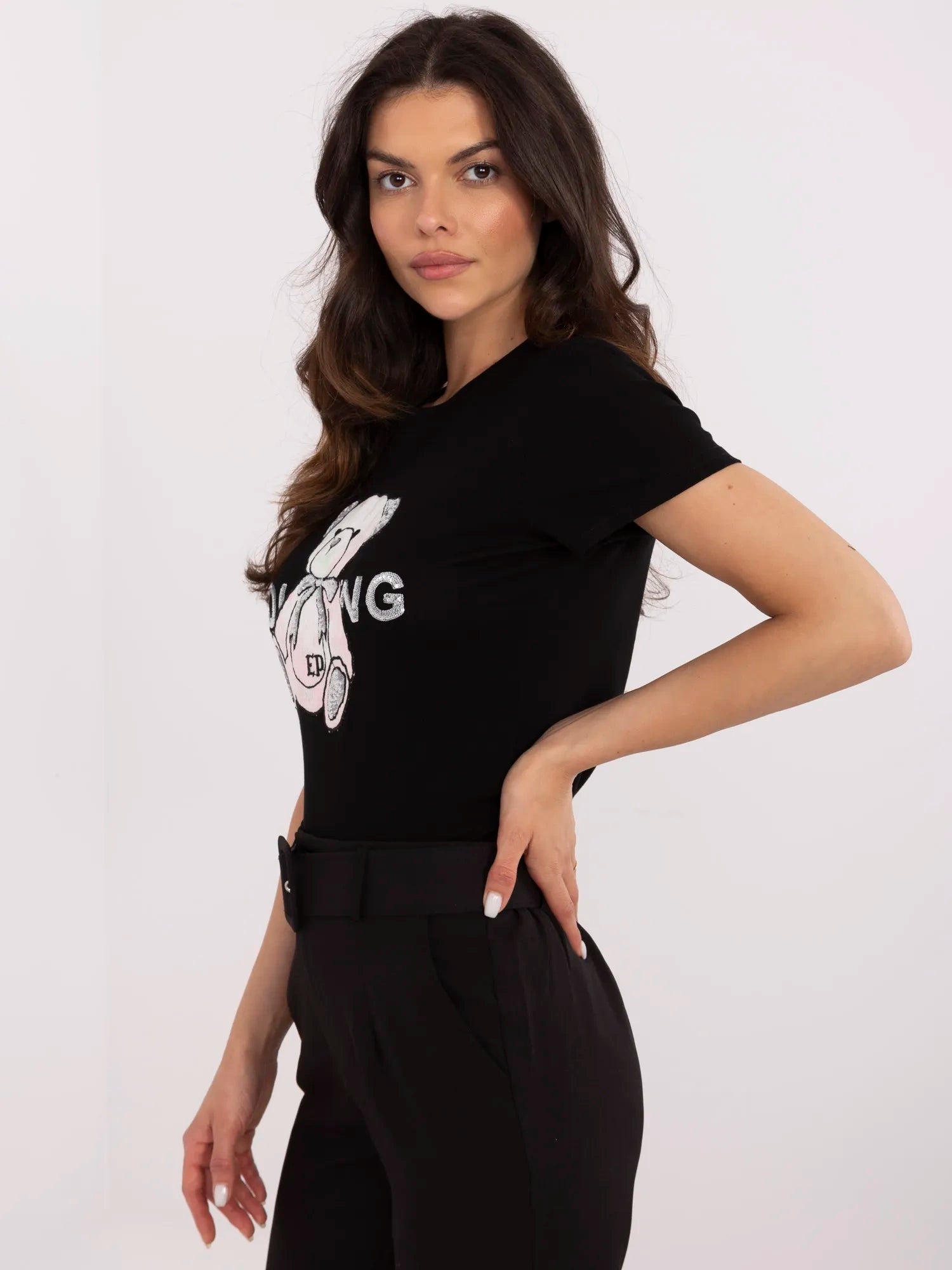 Czarno-różowy damski t-shirt z aplikacją misia
