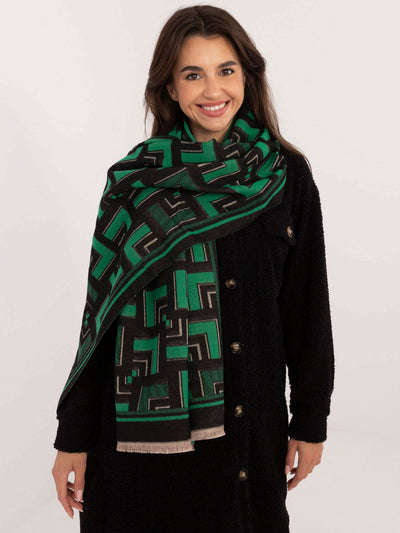 Czarno-zielony szal w geometryczne wzory
