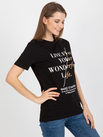 Czarny damski t-shirt z napisami i okrągłym dekoltem