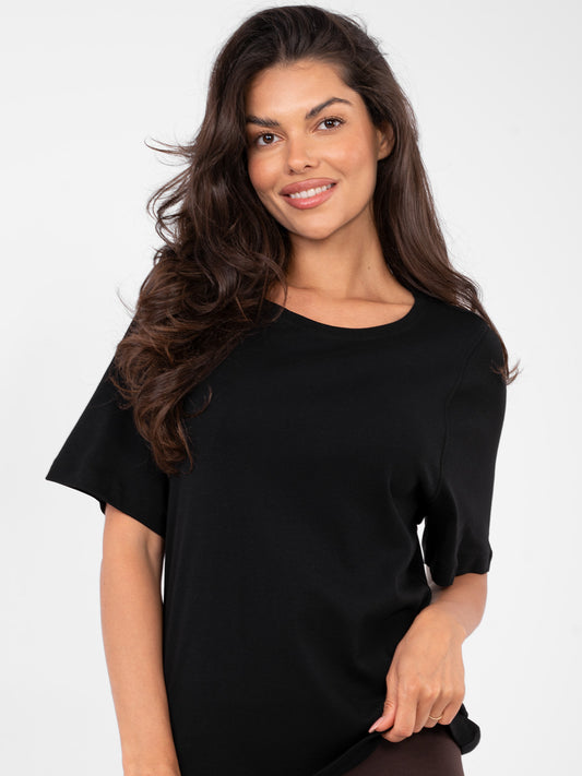 RUE PARIS Czarny t-shirt basic w jednolitym kolorze