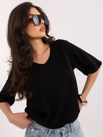 RUE PARIS Czarny asymetryczny t-shirt basic z bawełny