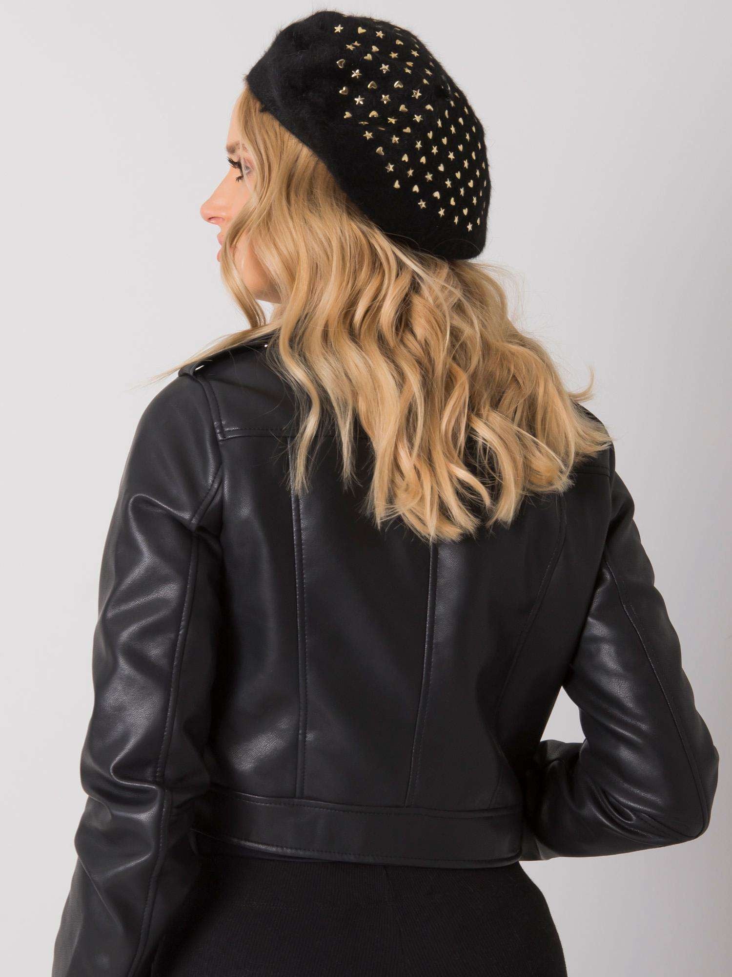 Czarny beret z angorą