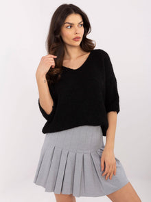 Czarny damski sweter oversize z krótkim rękawem