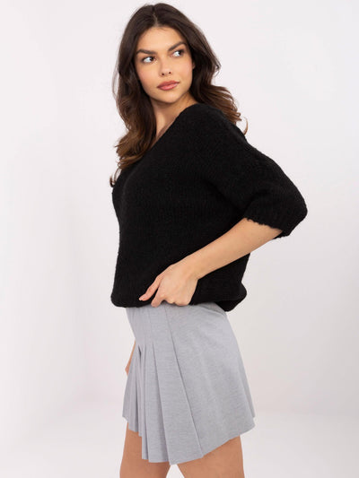 Czarny damski sweter oversize z krótkim rękawem