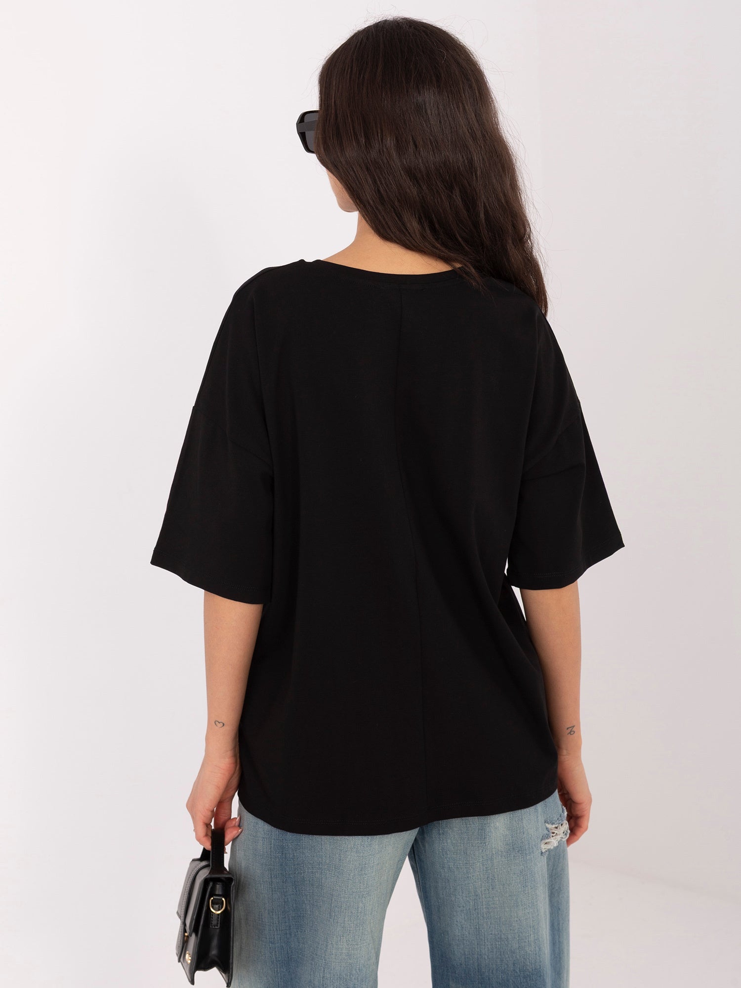 RUE PARIS  Czarny t-shirt basic z okrągłym dekoltem