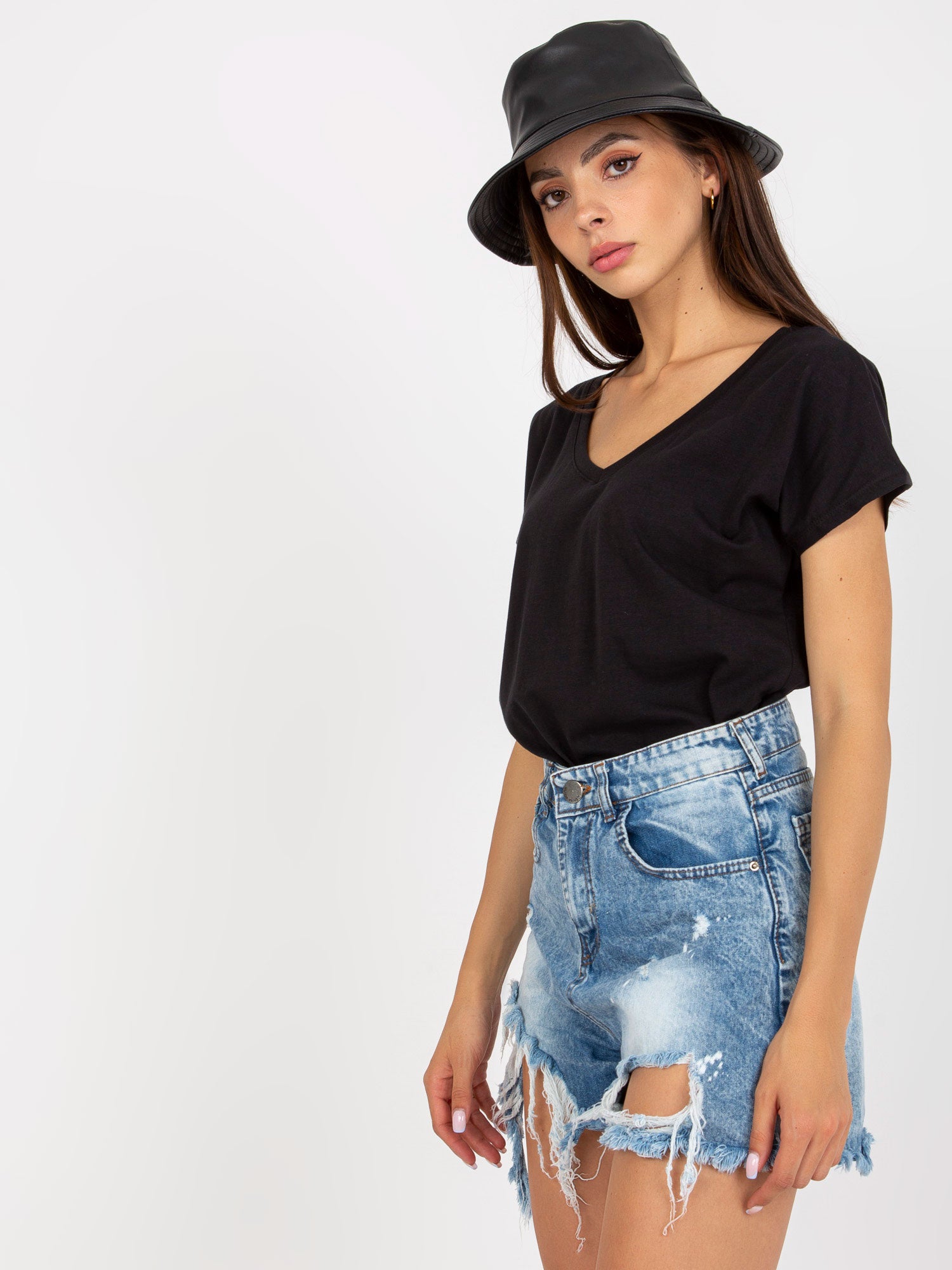 Czarny gładki t-shirt basic z bawełny