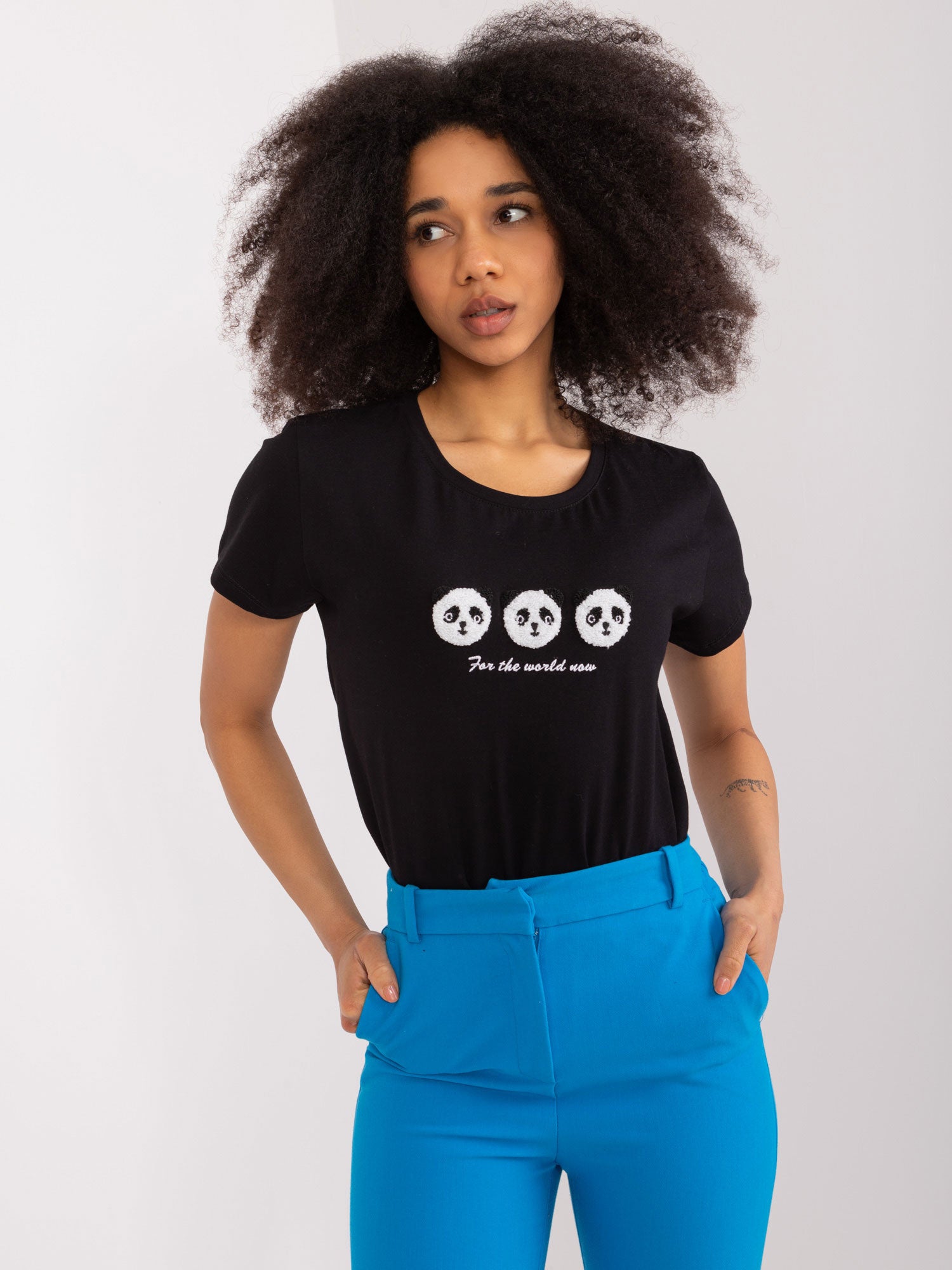 BASIC FEEL GOOD Czarny bawełniany t-shirt z pandami