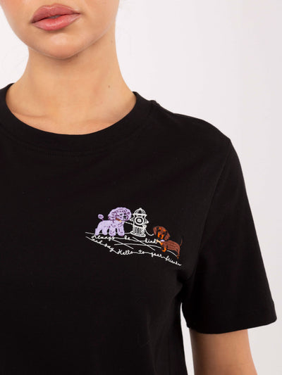 Czarny damski t-shirt z bawełny