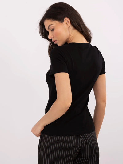 Czarny damski t-shirt z aplikacją w kształcie ananasa