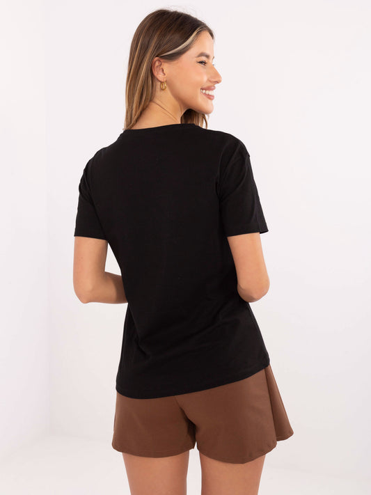 Czarny bawełniany t-shirt z aplikacjami