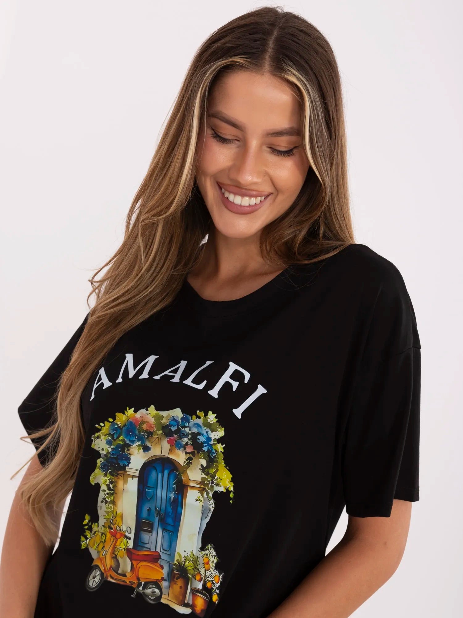 Czarny damski t-shirt z napisem