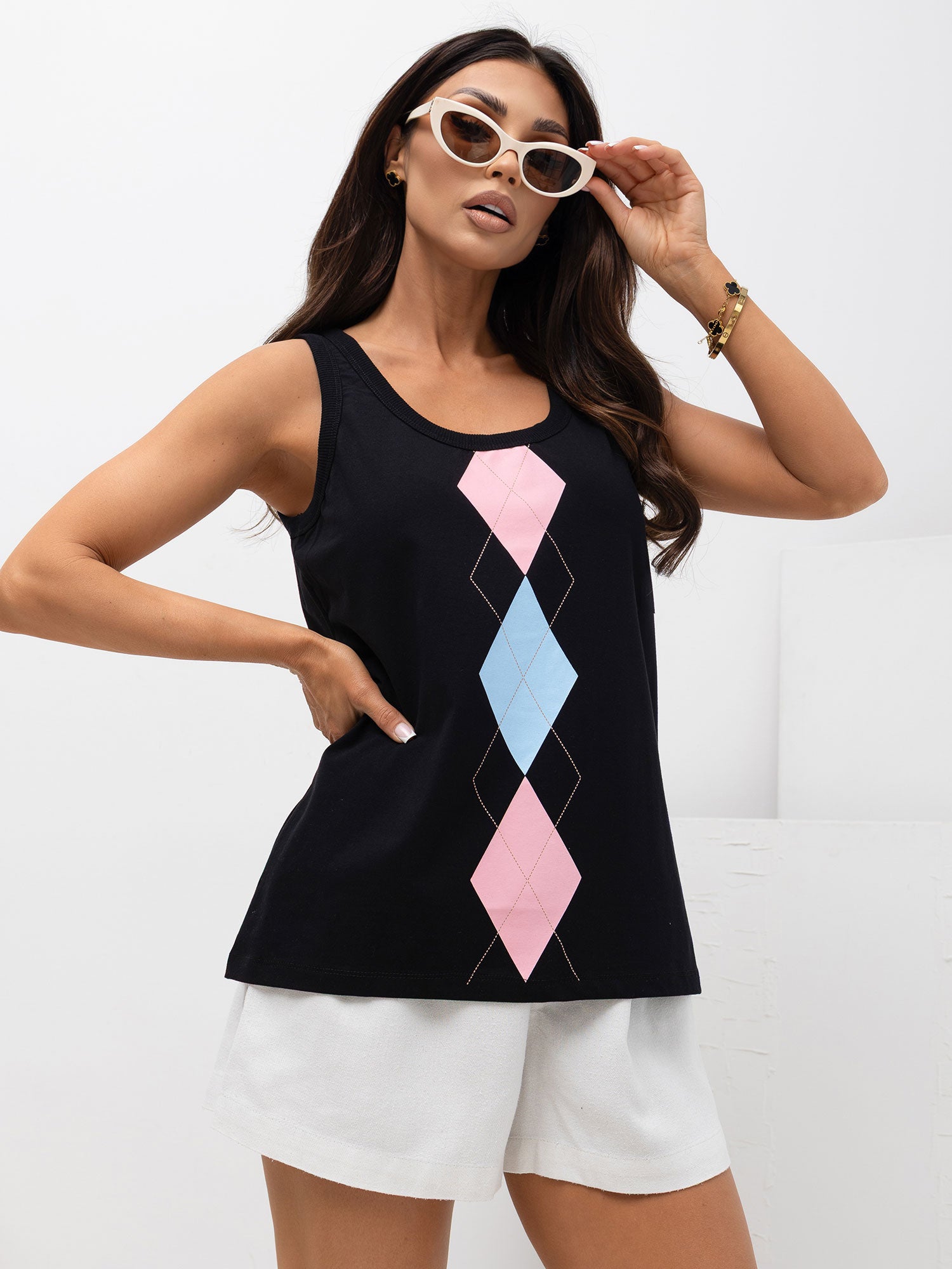 Czarny damski tank top z bawełny