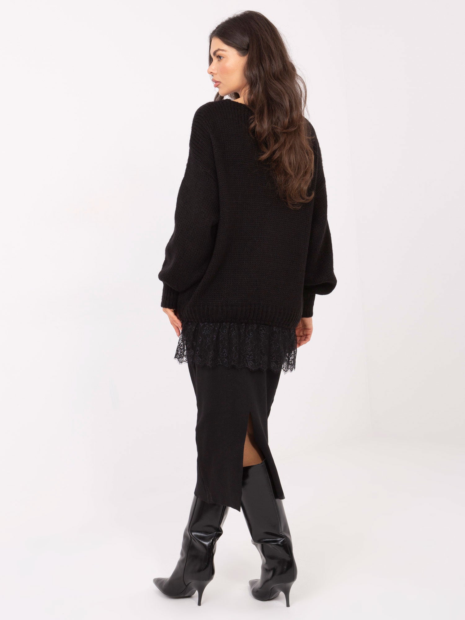 Czarny elegancki sweter z domieszką moheru