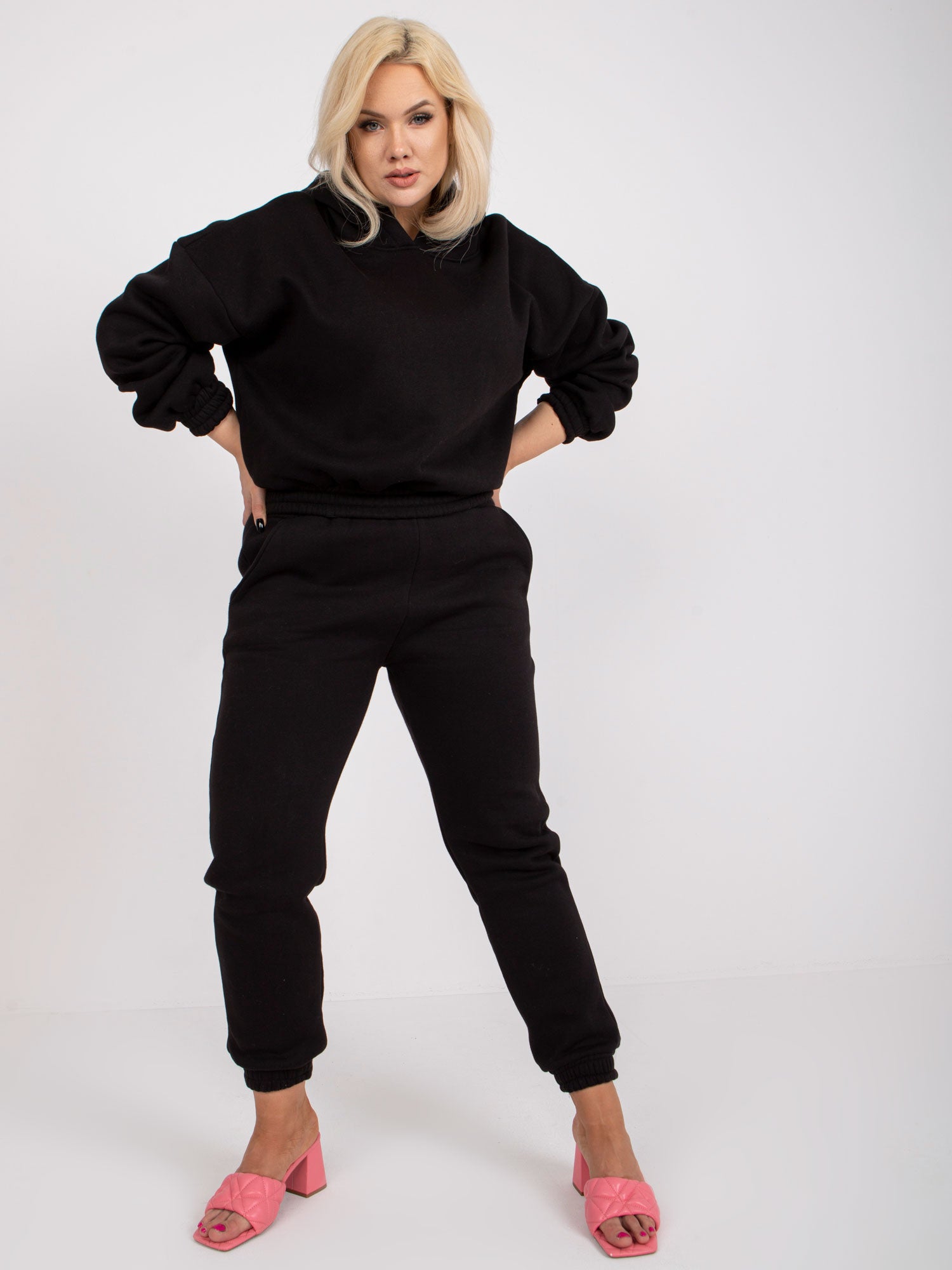 Czarny dresowy komplet plus size z bawełny