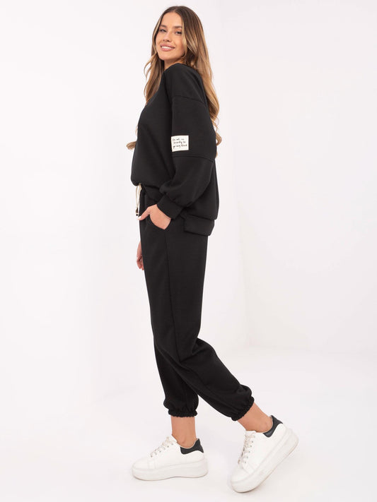 Czarny dwuczęściowy komplet z bluzą oversize