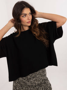 Czarny krótki sweter oversize