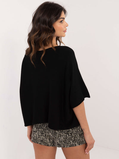 Czarny krótki sweter oversize
