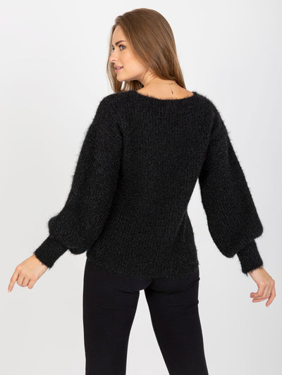 Czarny fluffy sweter klasyczny z wełną OCH BELLA