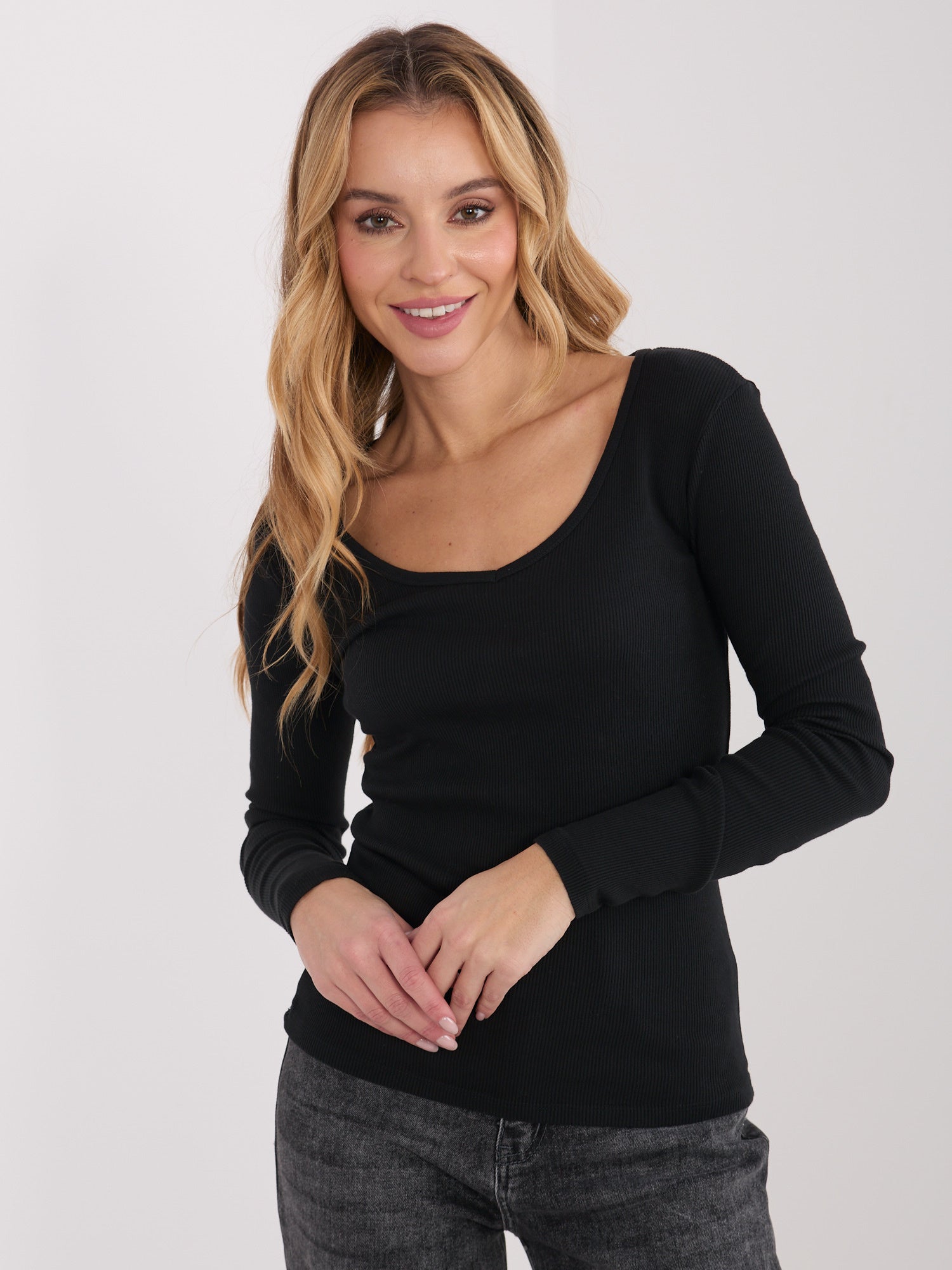 Czarny longsleeve basic w prążki