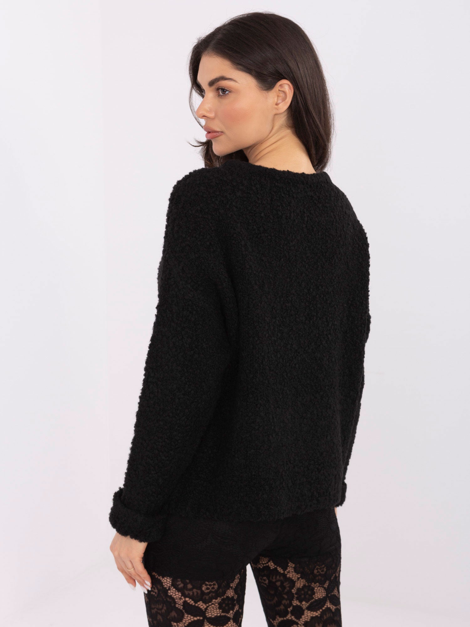 Czarny sweter boucle z domieszką alpaki