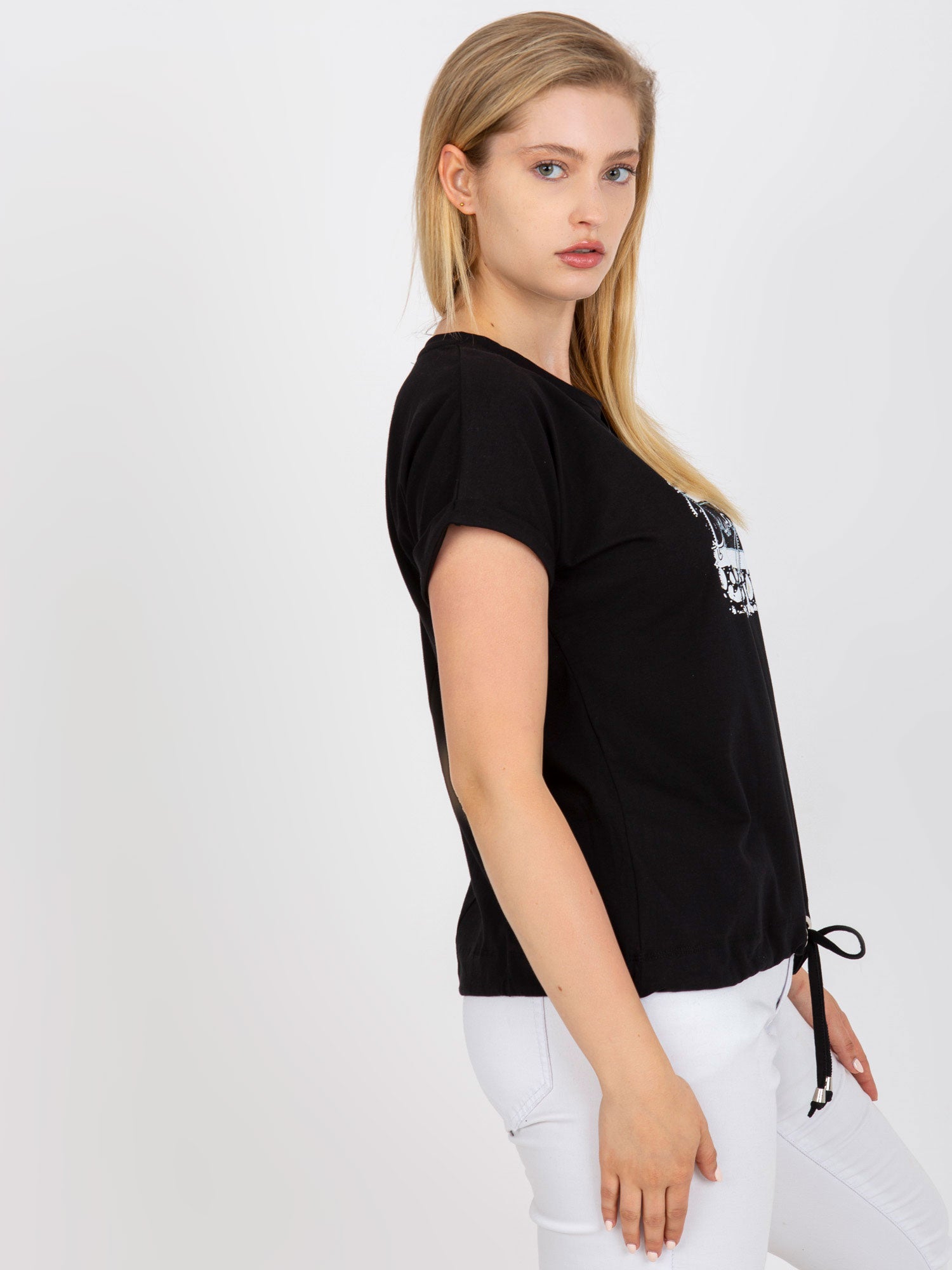 Czarny bawełniany t-shirt plus size z nadrukiem