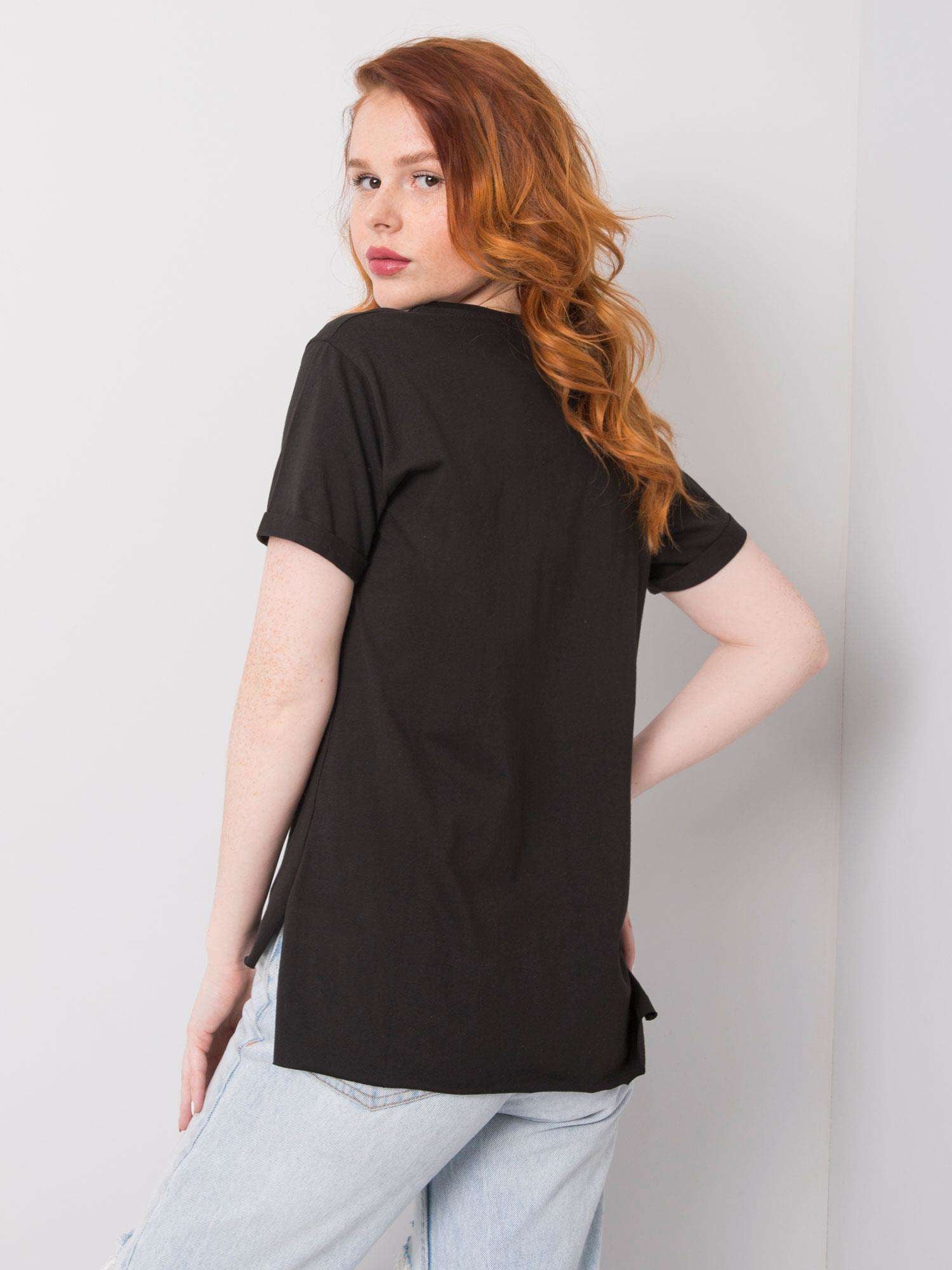 Czarny damski t-shirt z aplikacją