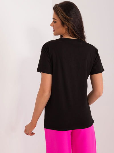 Czarny bawełniany t-shirt z aplikacjami