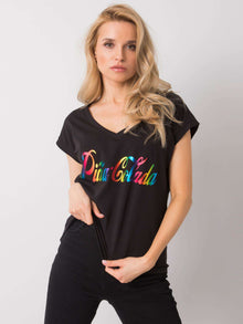Czarny t-shirt z kolorowym nadrukiem