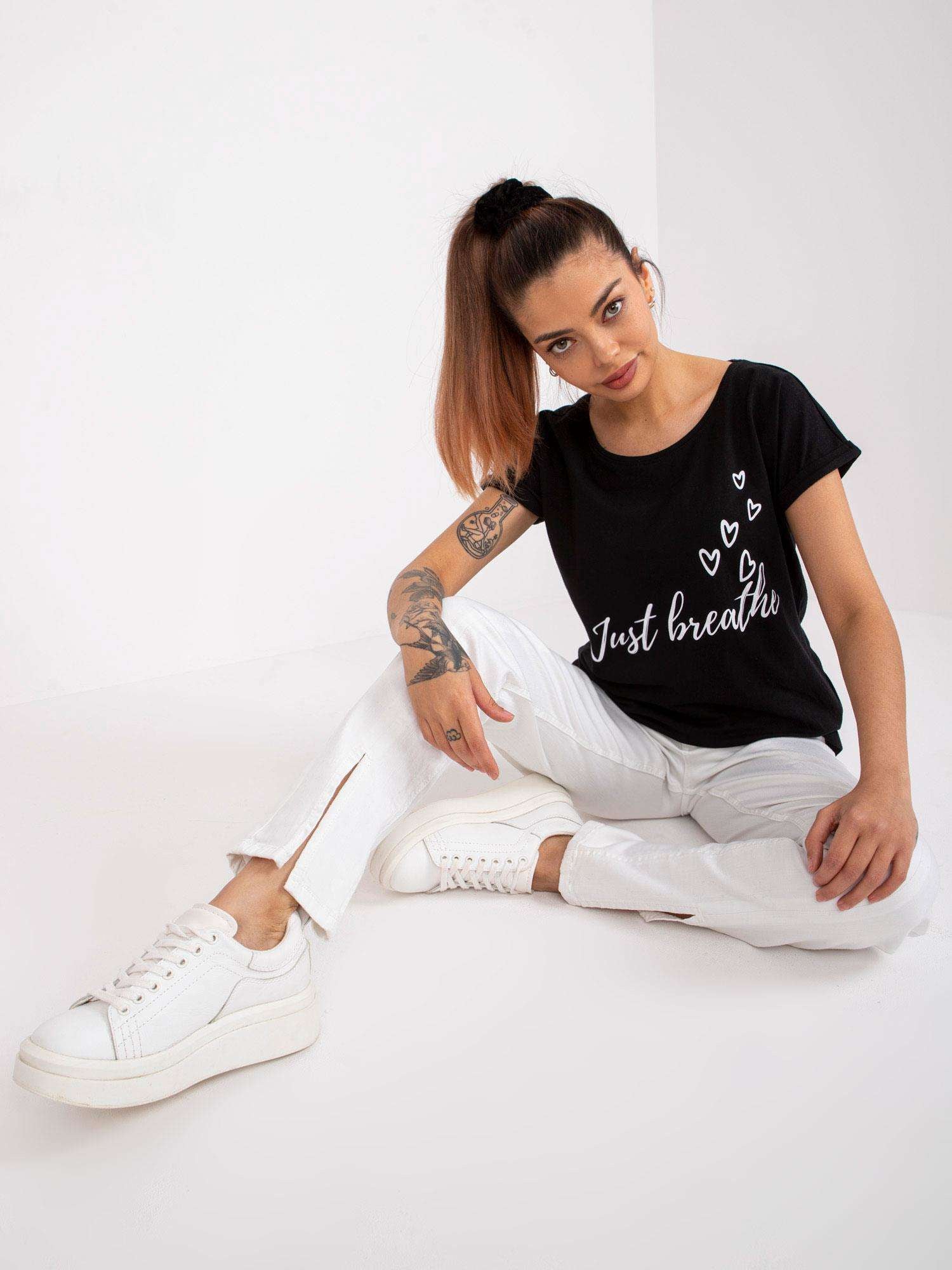 MAYFLIES Czarny t-shirt damski z nadrukiem
