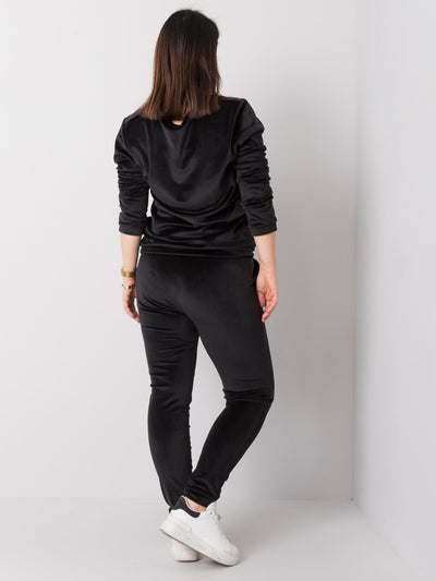 Czarny komplet welurowy plus size