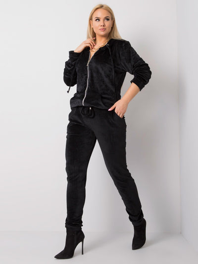 Czarny komplet welurowy plus size