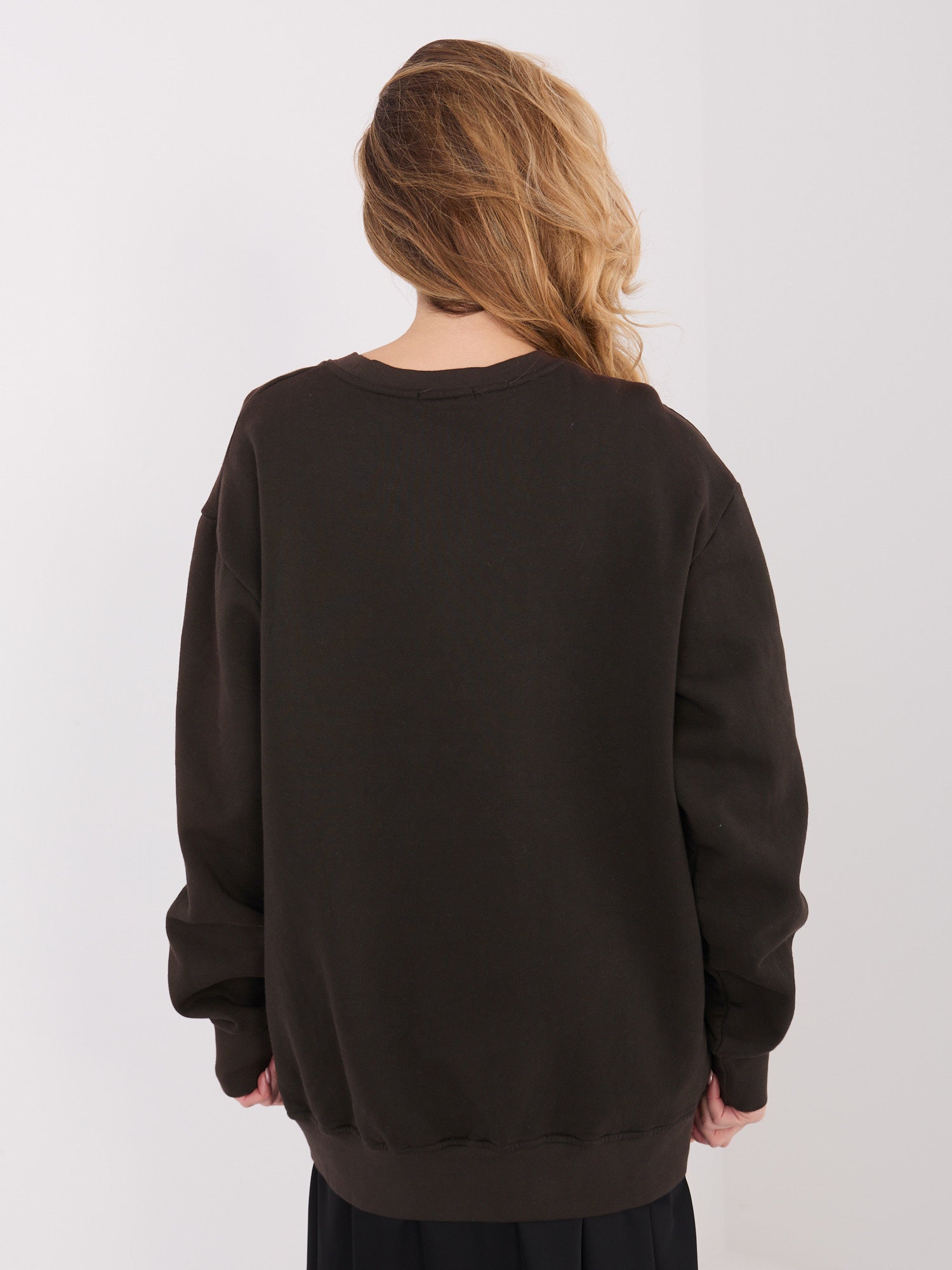 Czekoladowa dresowa bluza basic z ociepleniem