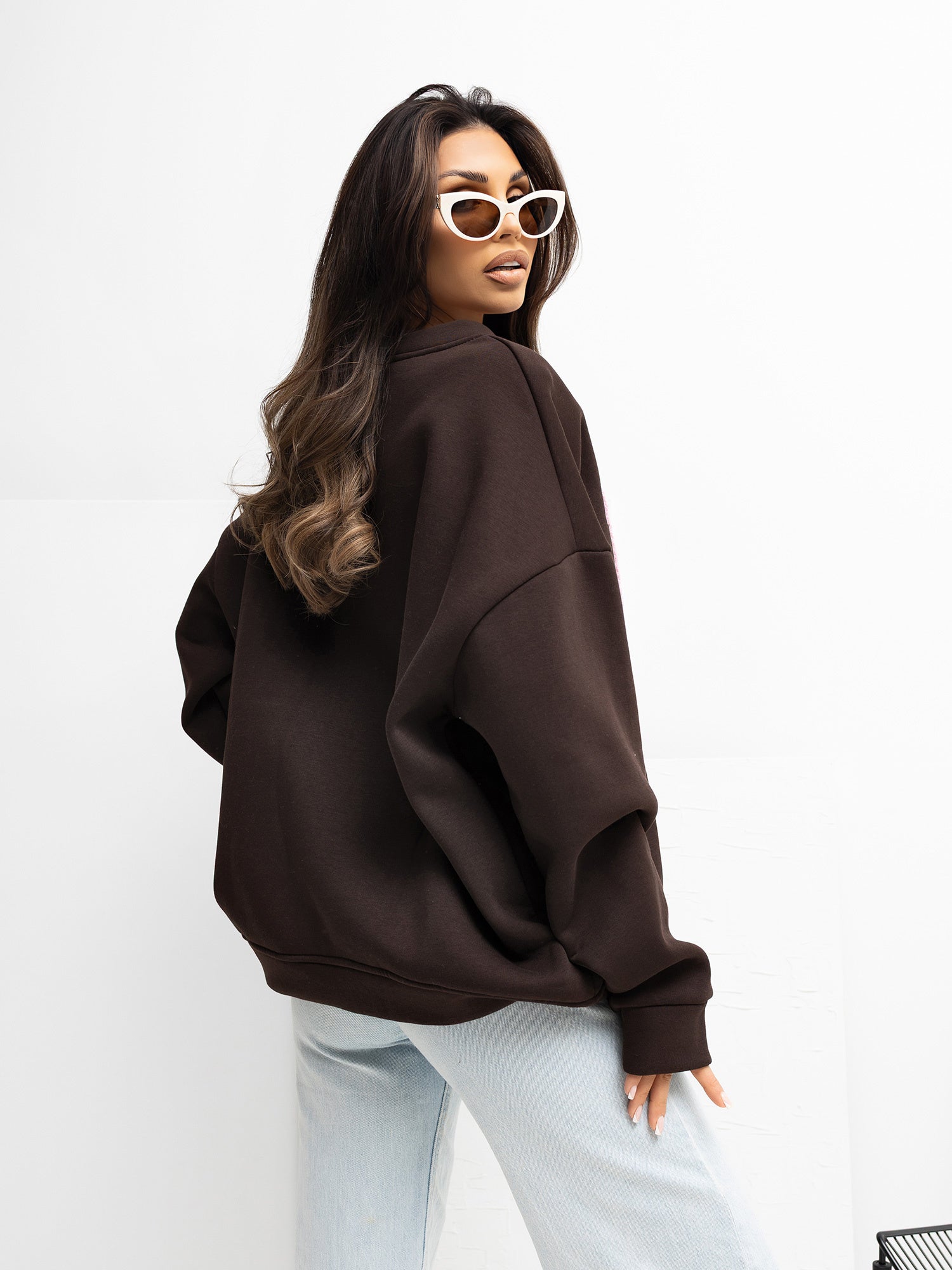 RUE PARIS Czekoladowa bluza oversize z haftem